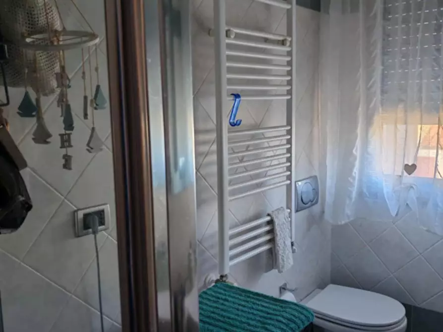 Immagine 11 di Appartamento in vendita  a Rosignano Marittimo