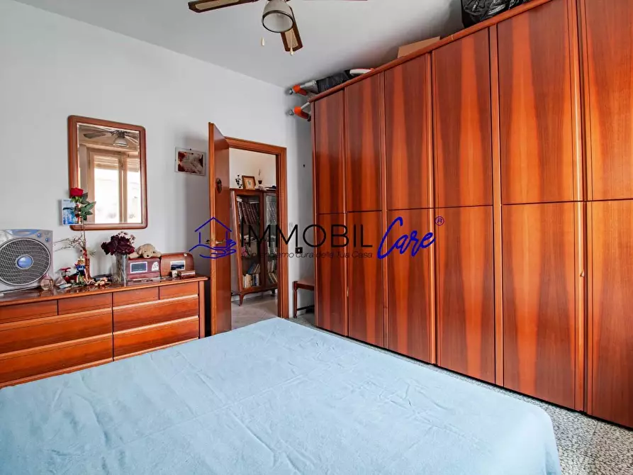 Immagine 14 di Appartamento in vendita  a Livorno