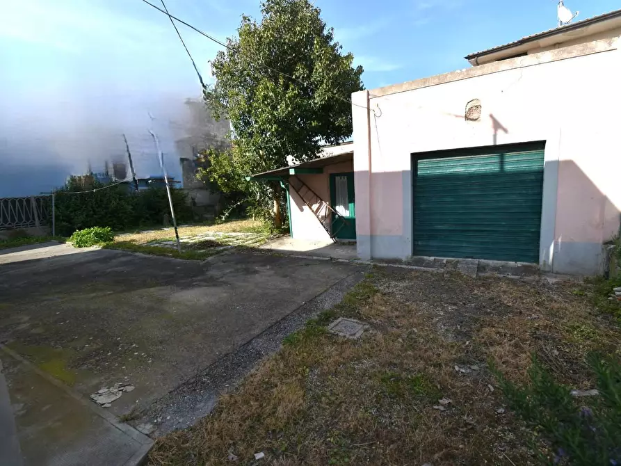 Immagine 34 di Villa in vendita  a San Giuliano Terme