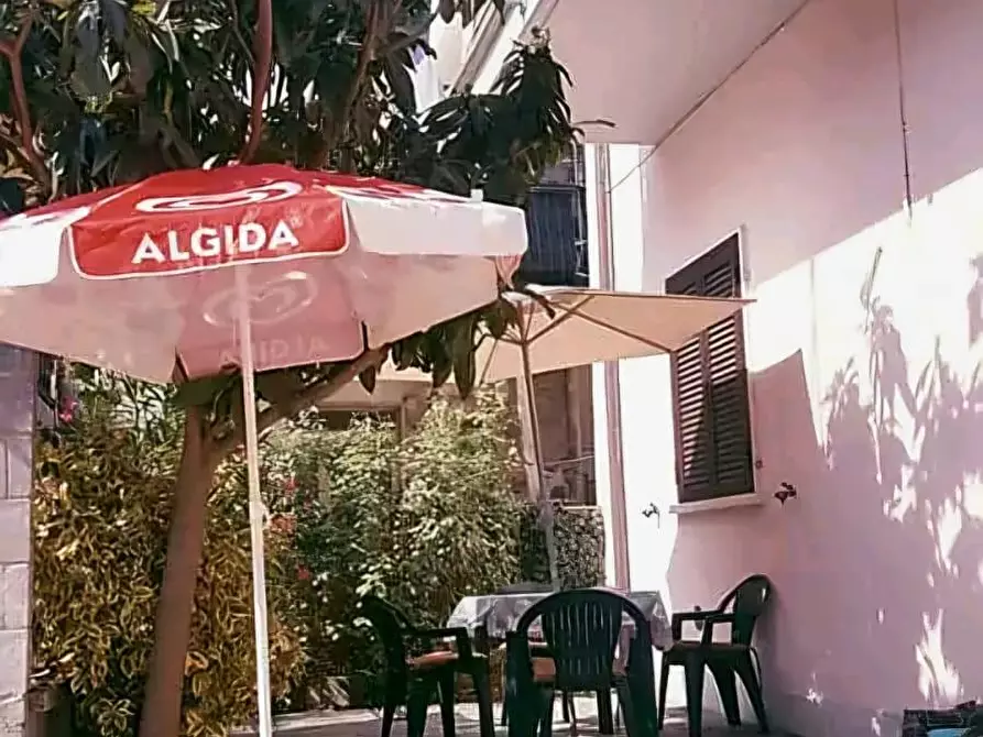 Immagine 23 di Terratetto in vendita  a Carrara