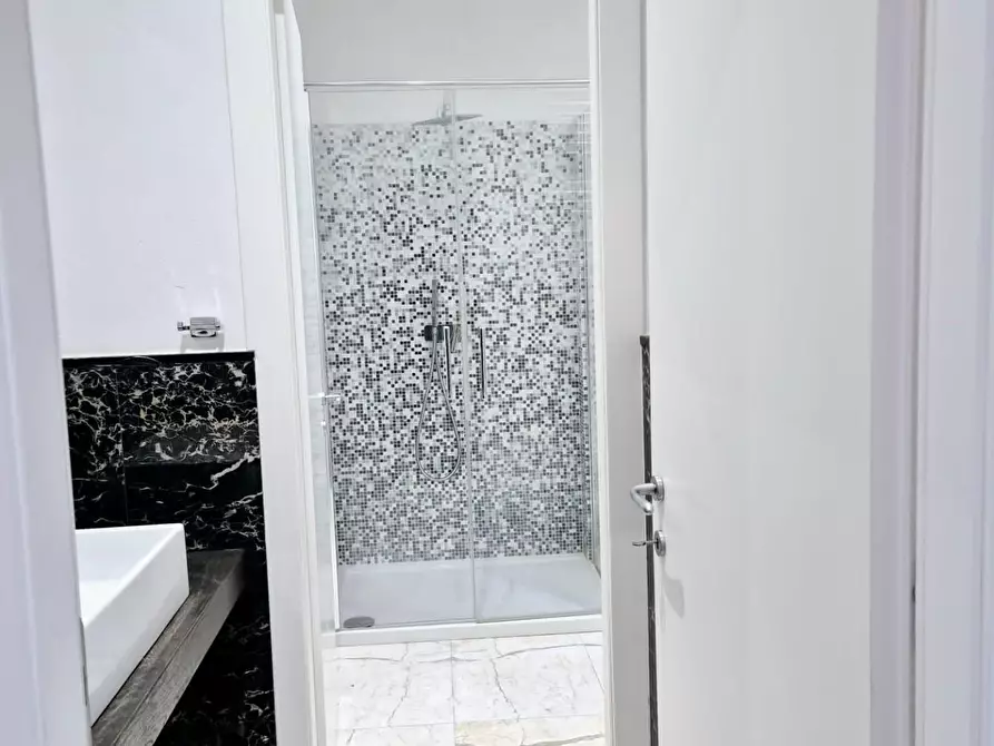 Immagine 7 di Terratetto in vendita  a Carrara