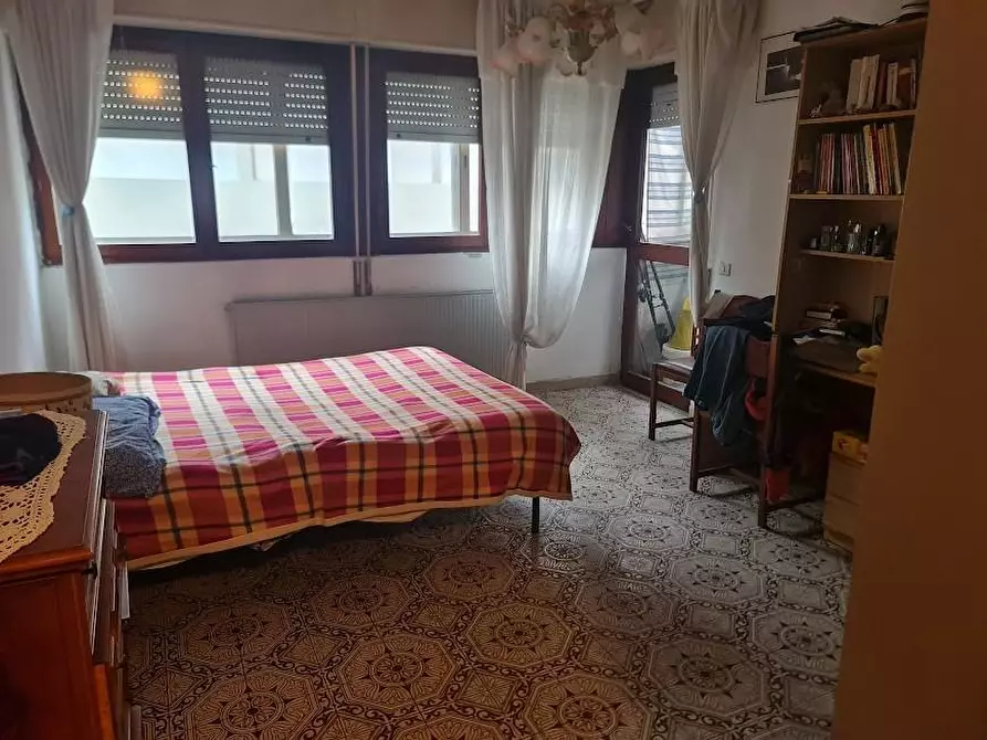 Immagine 17 di Appartamento in vendita  a Carrara