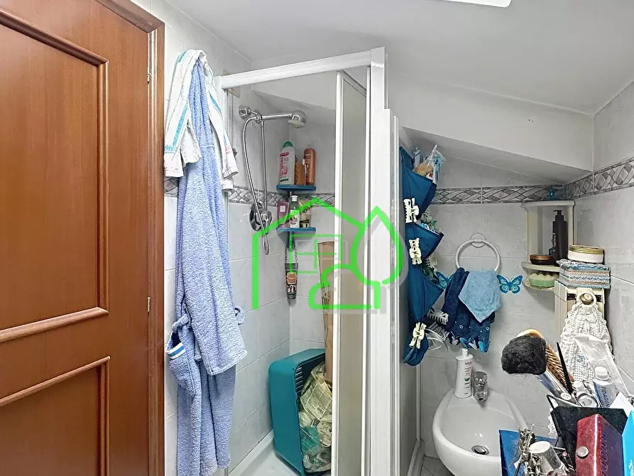 Immagine 15 di Mansarda in vendita  a Viareggio