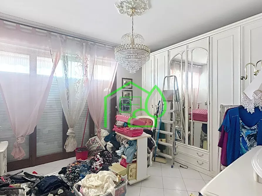 Immagine 8 di Mansarda in vendita  a Viareggio