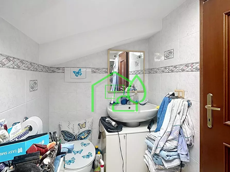 Immagine 16 di Mansarda in vendita  a Viareggio