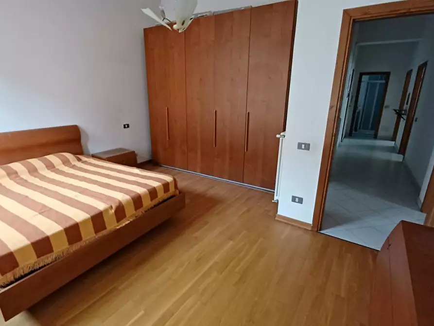 Immagine 15 di Appartamento in vendita  a Colle Di Val D'elsa