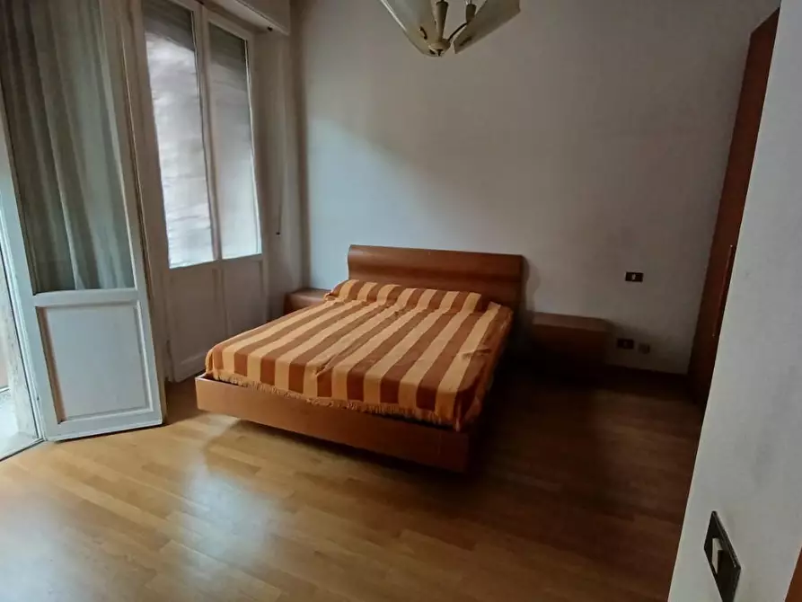 Immagine 12 di Appartamento in vendita  a Colle Di Val D'elsa