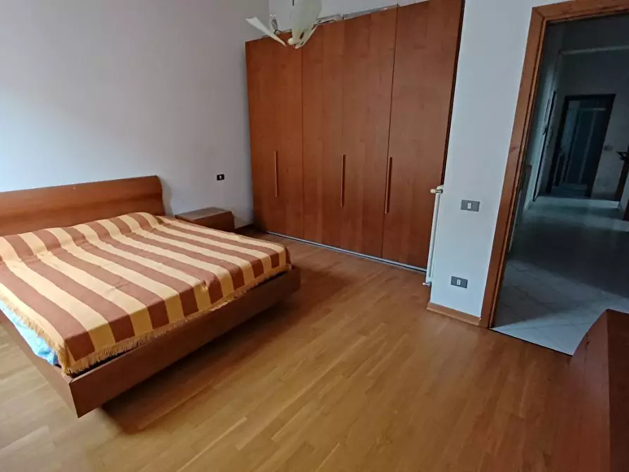 Immagine 13 di Appartamento in vendita  a Colle Di Val D'elsa