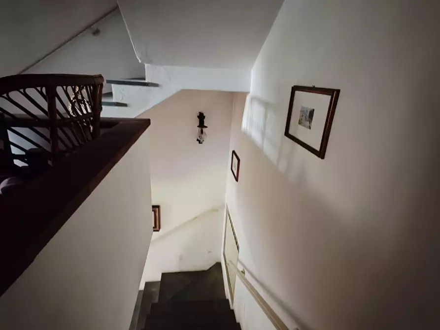 Immagine 14 di Casa bifamiliare in vendita  a Montignoso