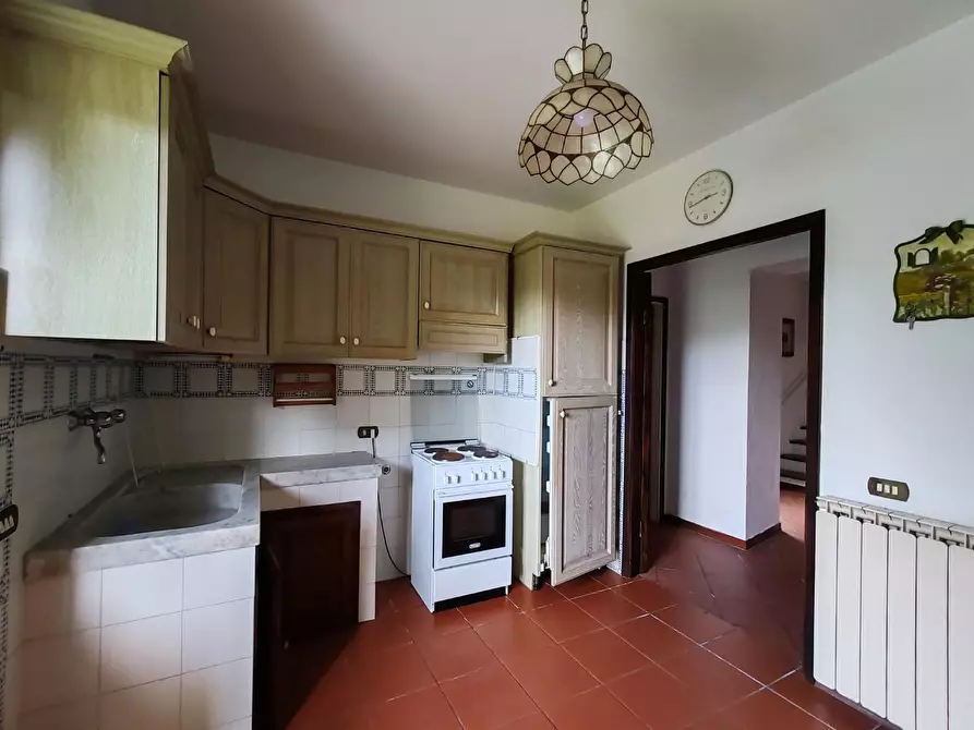 Immagine 21 di Casa bifamiliare in vendita  a Montignoso