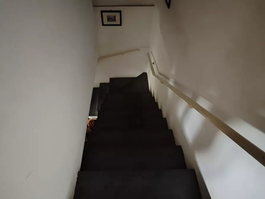 Immagine 9 di Casa bifamiliare in vendita  a Montignoso