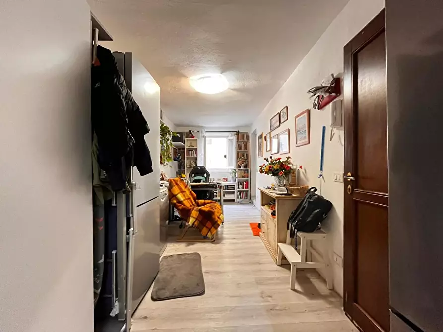 Immagine 2 di Appartamento in vendita  a Cascina