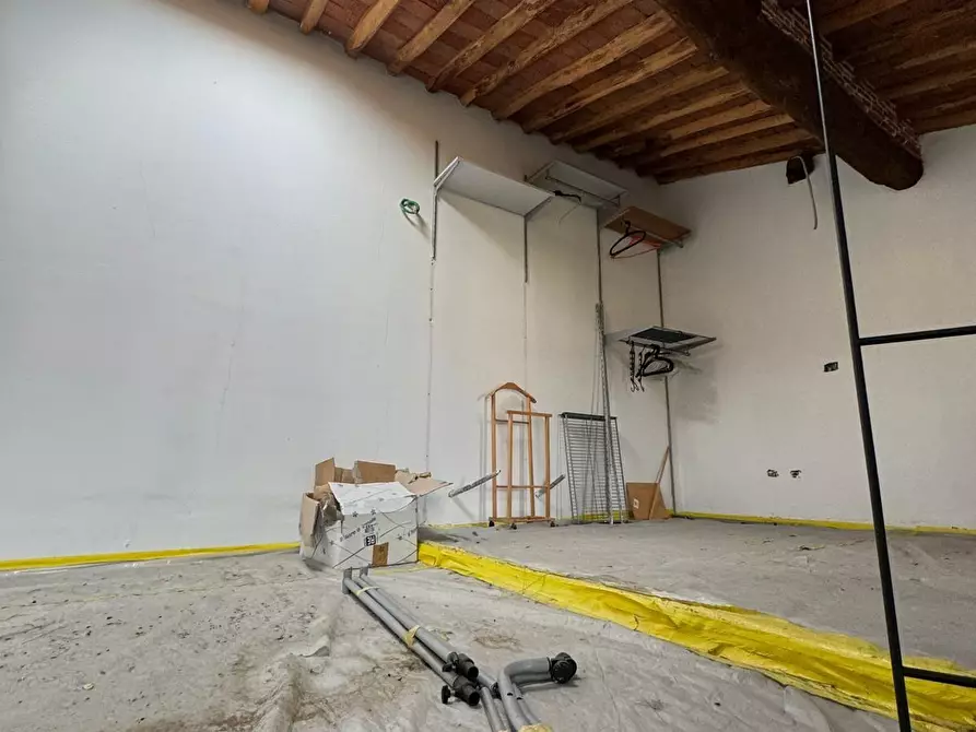 Immagine 27 di Terratetto in vendita  a Lucca