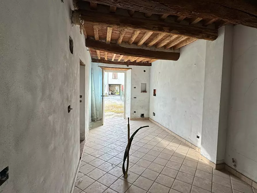 Immagine 2 di Terratetto in vendita  a Lucca