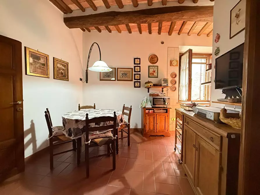 Immagine 16 di Appartamento in vendita  a Chianni