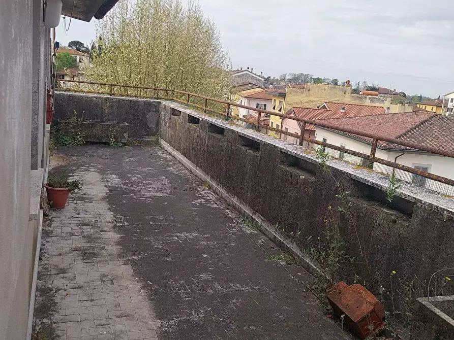 Immagine 18 di Palazzo in vendita  a Santa Croce Sull'arno