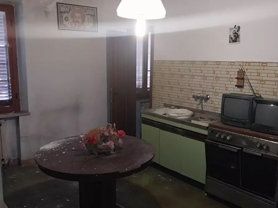 Immagine 16 di Palazzo in vendita  a Santa Croce Sull'arno