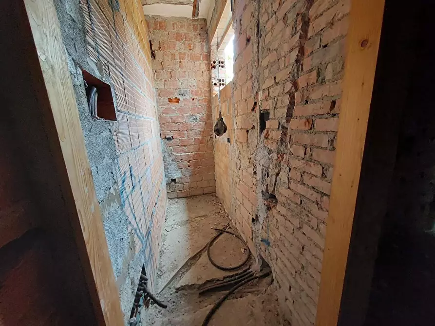 Immagine 22 di Villa in vendita  a Pontedera