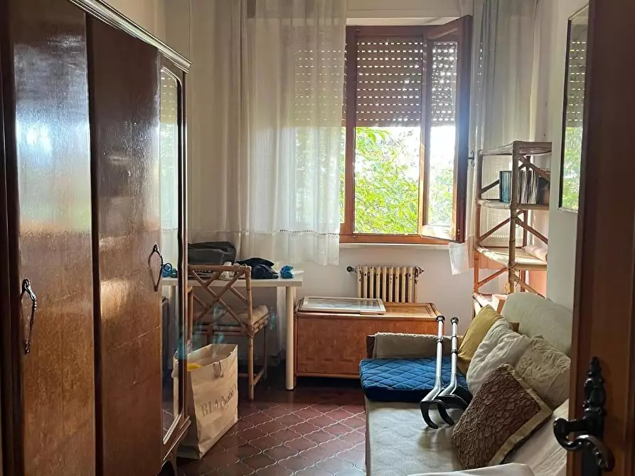 Immagine 9 di Casa indipendente in vendita  a Massa