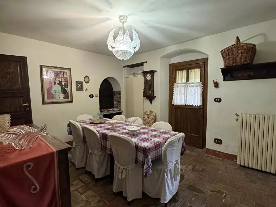 Immagine 14 di Casa colonica in vendita  a Capannori