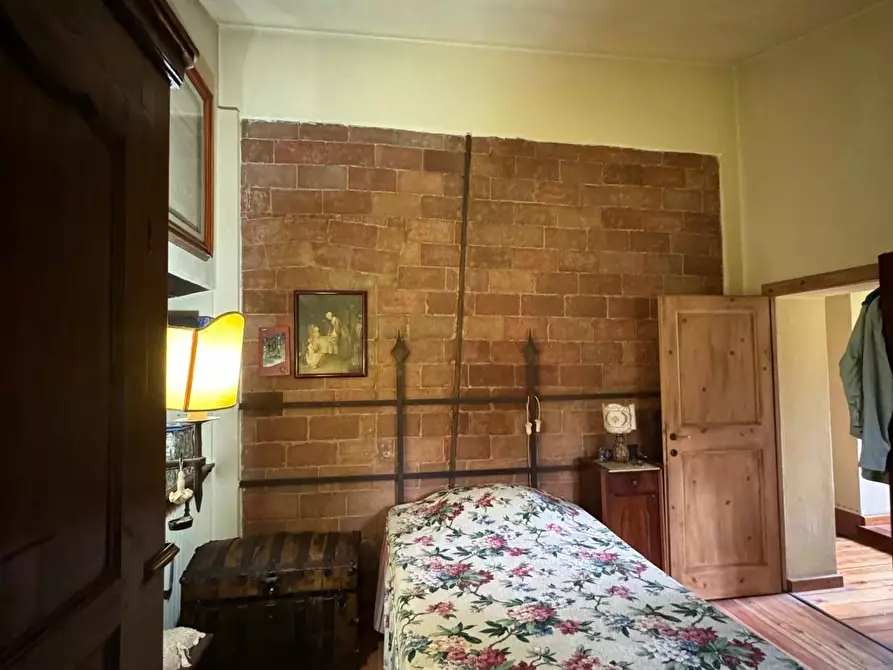 Immagine 6 di Casa colonica in vendita  a Capannori