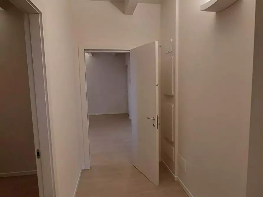 Immagine 4 di Appartamento in affitto  a Empoli