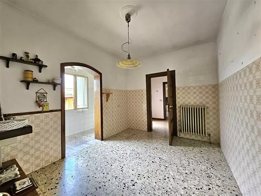 Immagine 14 di Casa bifamiliare in vendita  a Massa