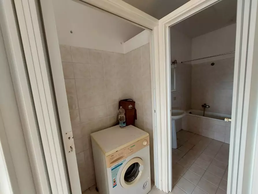 Immagine 9 di Appartamento in vendita  a Pontedera