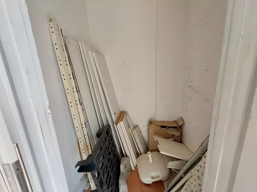 Immagine 13 di Appartamento in vendita  a Pontedera