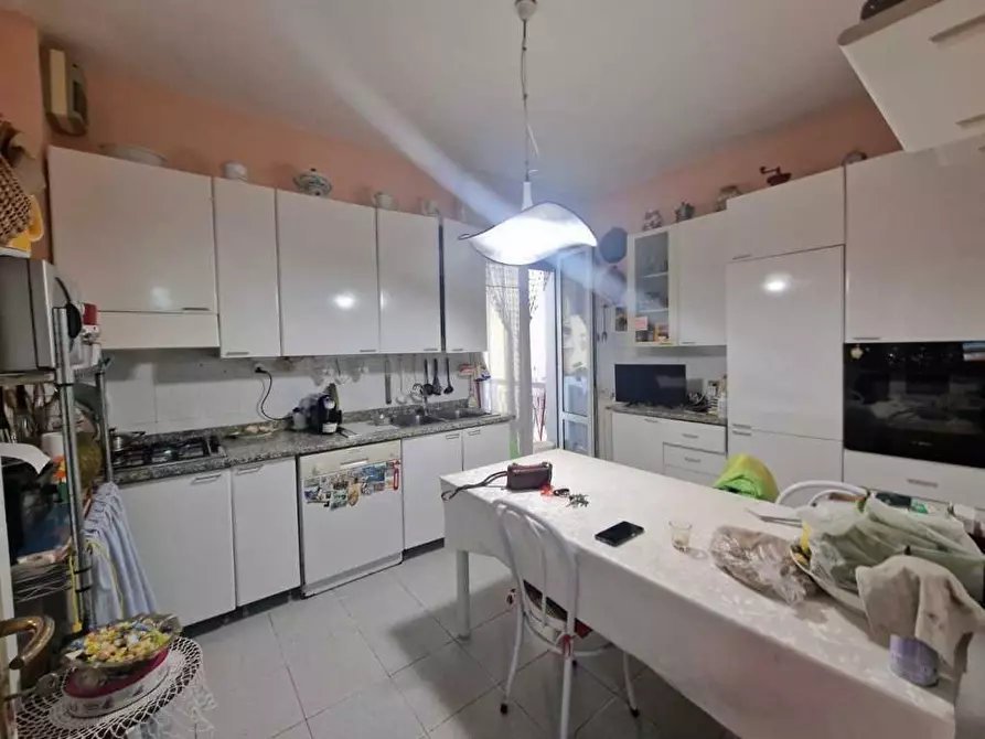 Immagine 7 di Appartamento in vendita  a Carrara