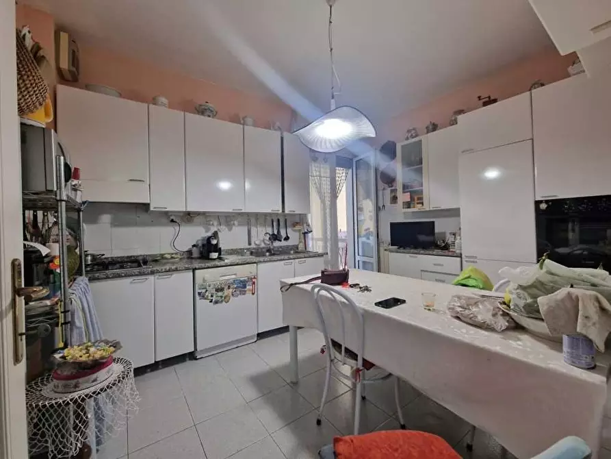 Immagine 6 di Appartamento in vendita  a Carrara