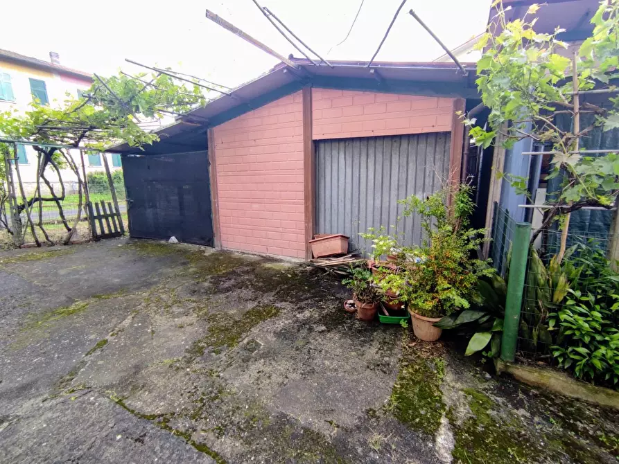 Immagine 22 di Casa semindipendente in vendita  a Vezzano Ligure