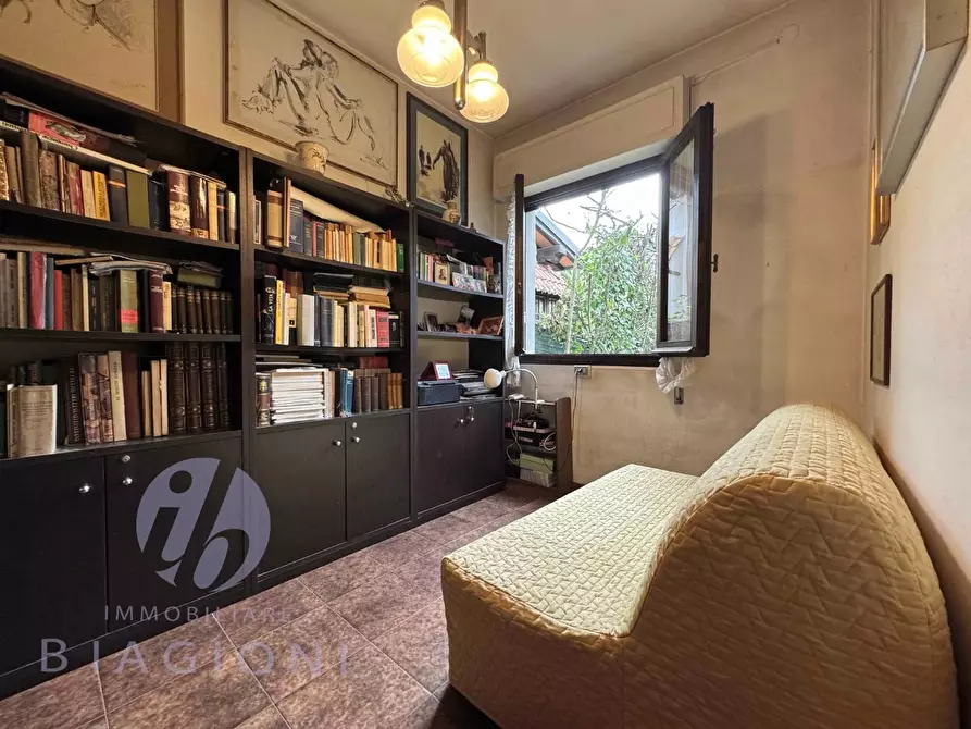 Immagine 15 di Casa bifamiliare in vendita  a Pietrasanta