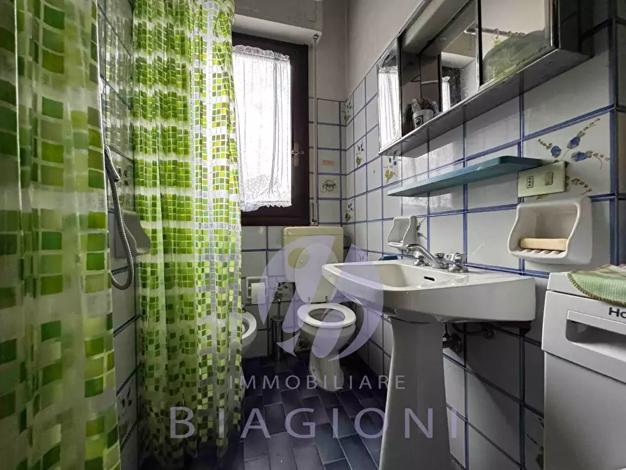 Immagine 13 di Casa bifamiliare in vendita  a Pietrasanta