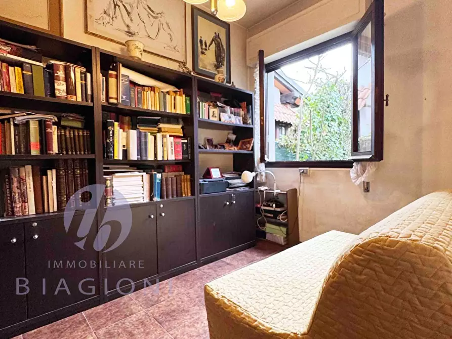 Immagine 14 di Casa bifamiliare in vendita  a Pietrasanta