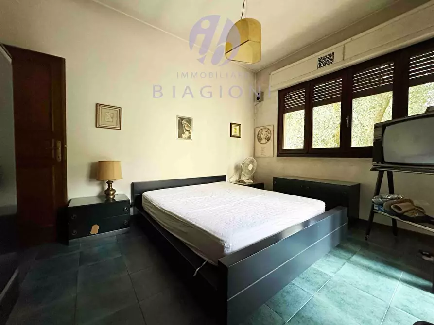 Immagine 24 di Casa bifamiliare in vendita  a Pietrasanta