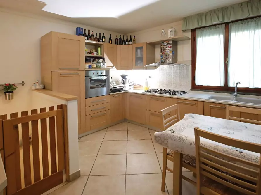 Immagine 9 di Terratetto in vendita  a Crespina Lorenzana