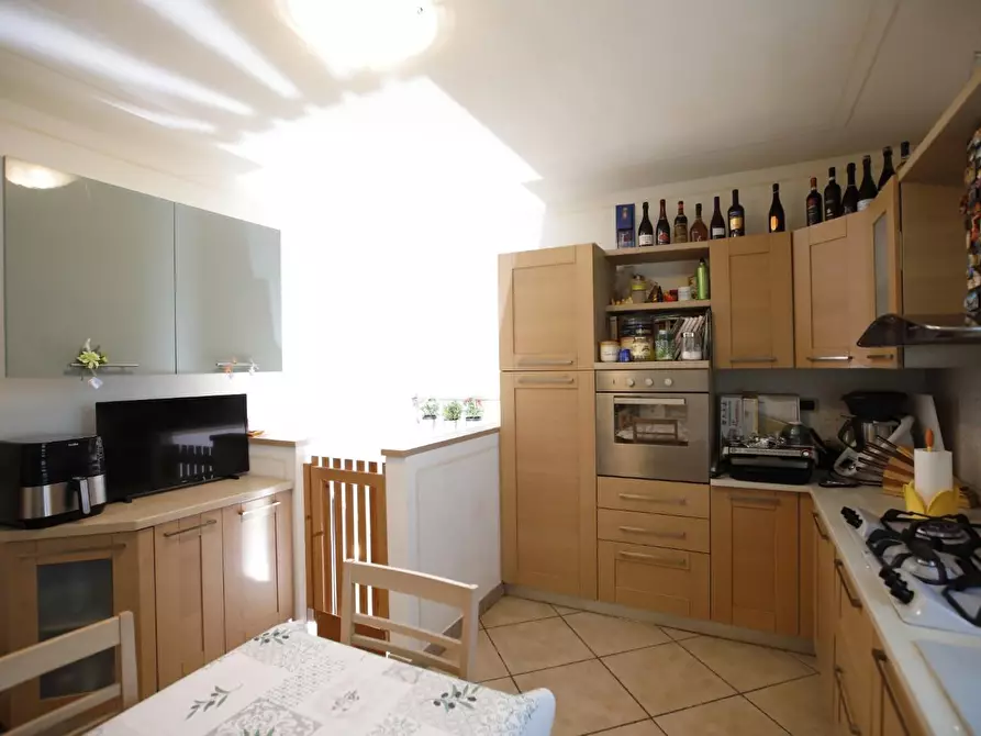 Immagine 11 di Terratetto in vendita  a Crespina Lorenzana