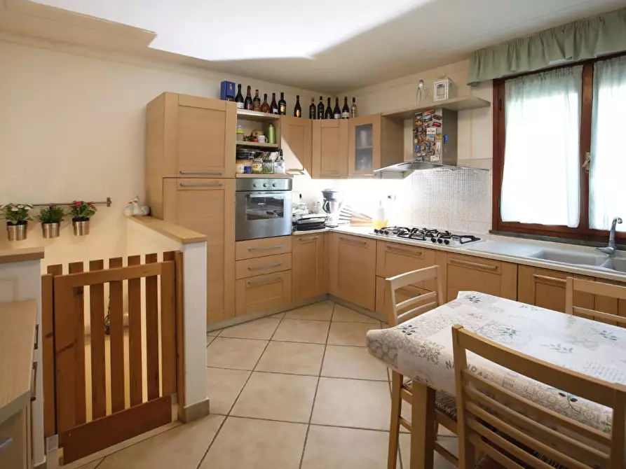 Immagine 10 di Terratetto in vendita  a Crespina Lorenzana