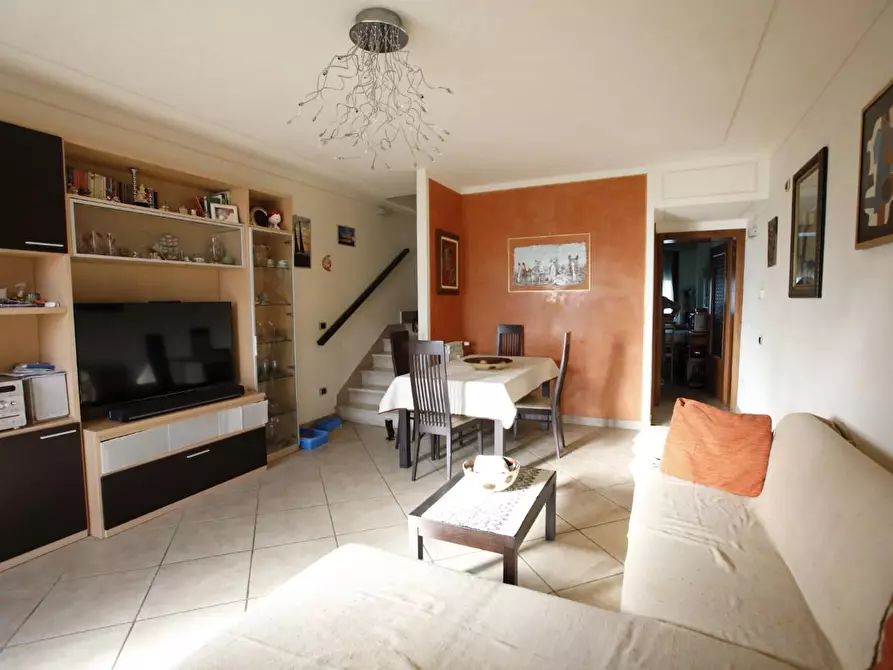 Immagine 2 di Terratetto in vendita  a Crespina Lorenzana