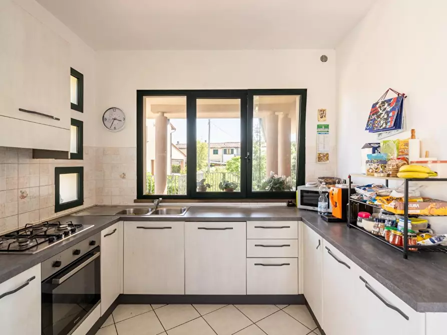 Immagine 49 di Casa indipendente in vendita  a Crespina Lorenzana