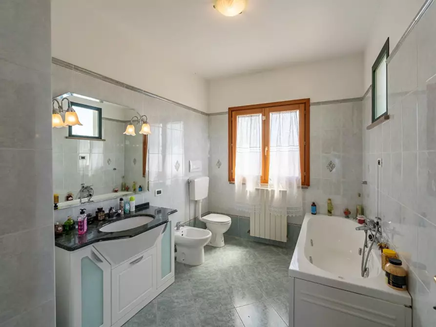 Immagine 59 di Casa indipendente in vendita  a Crespina Lorenzana