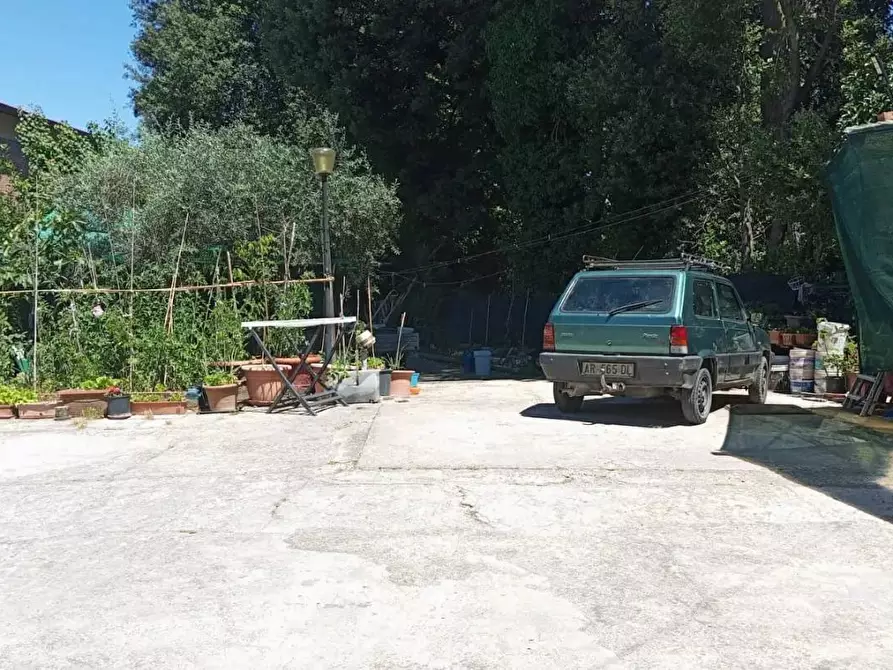 Immagine 3 di Villa in vendita  a Colle Di Val D'elsa