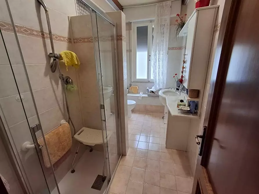 Immagine 15 di Appartamento in vendita  a Pisa