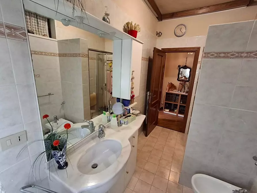 Immagine 16 di Appartamento in vendita  a Pisa