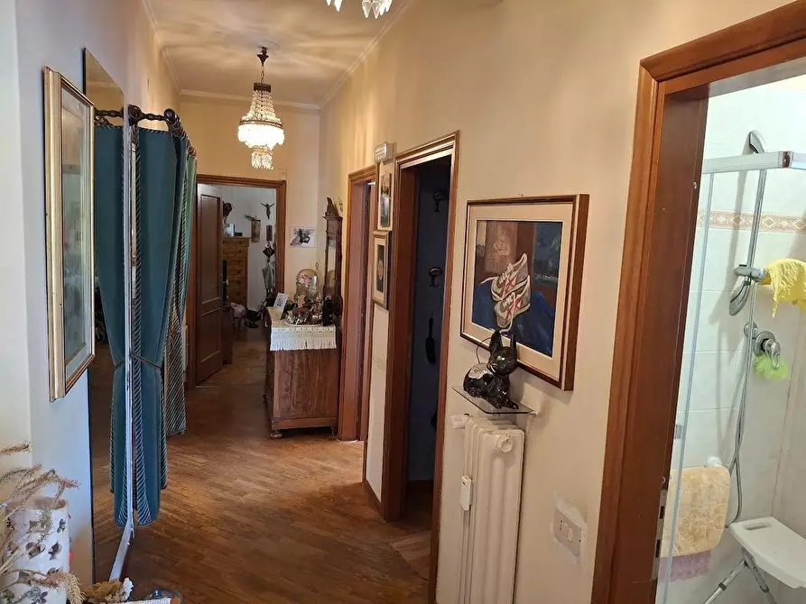 Immagine 10 di Appartamento in vendita  a Pisa