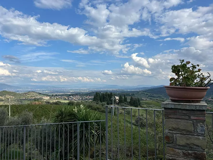 Immagine 30 di Casa colonica in vendita  a Carmignano