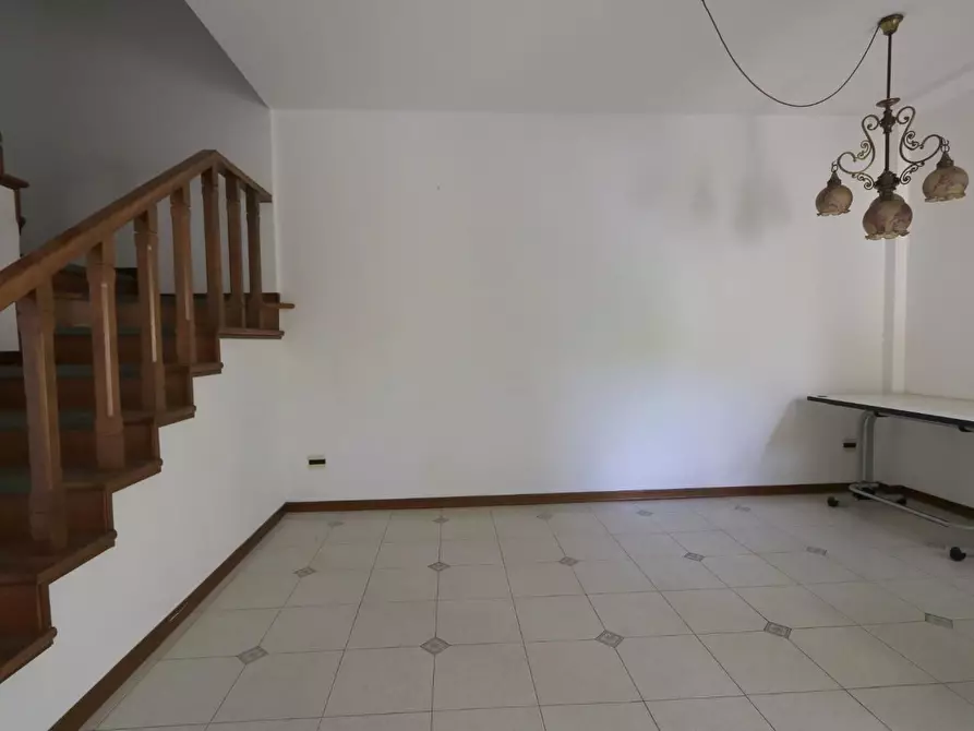 Immagine 6 di Appartamento in vendita  a Pontedera