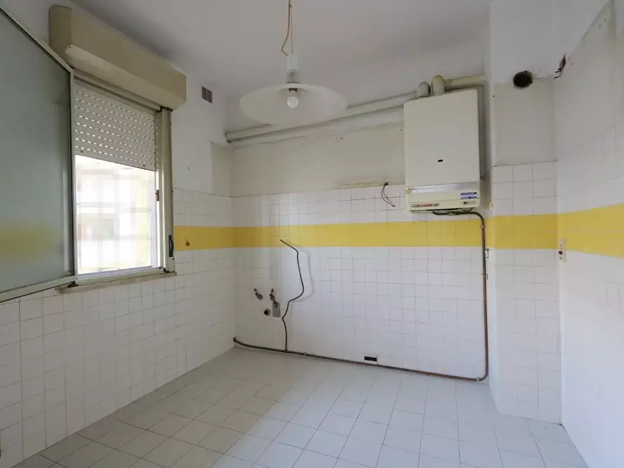 Immagine 8 di Appartamento in vendita  a Pontedera