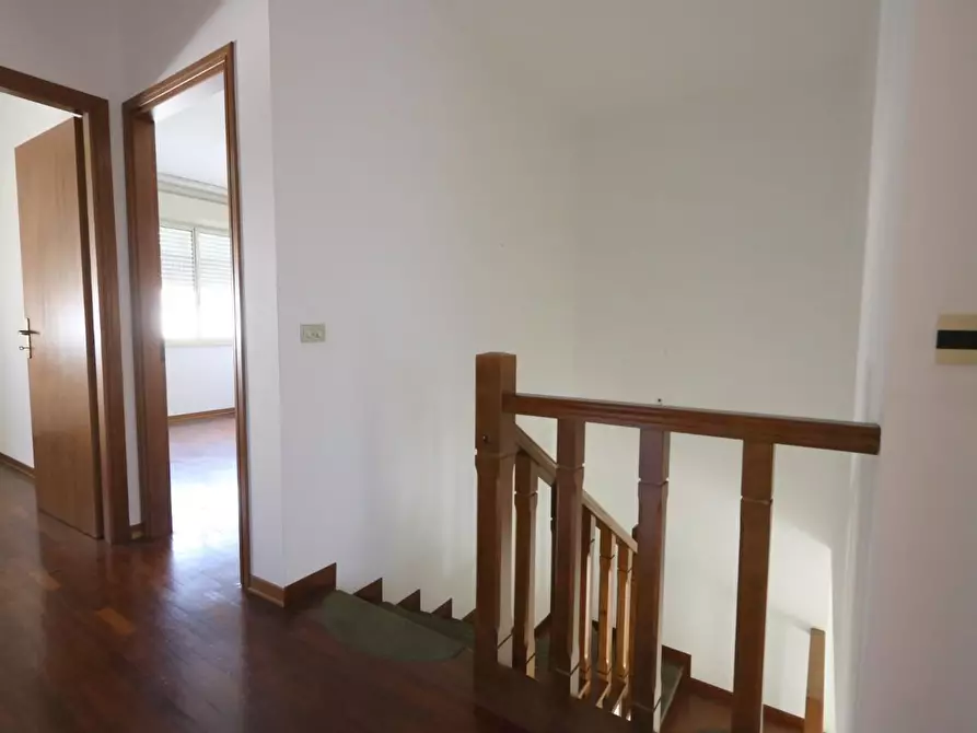 Immagine 10 di Appartamento in vendita  a Pontedera